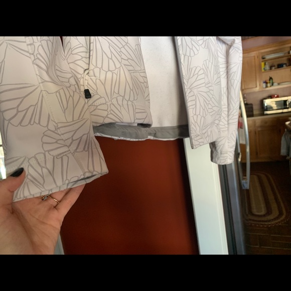 North Face Soft Shell Jacket - Picture 3 of 6